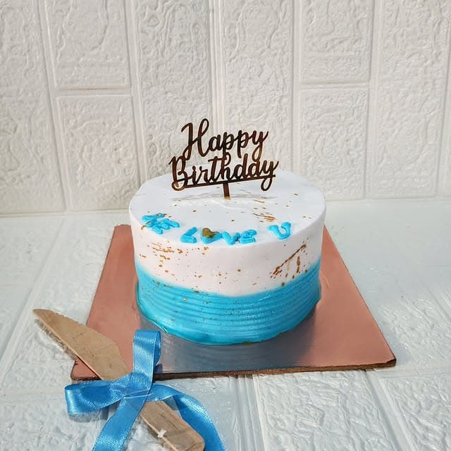 Blue White Cream Cake — custom cake in Goa by Sweet Bites