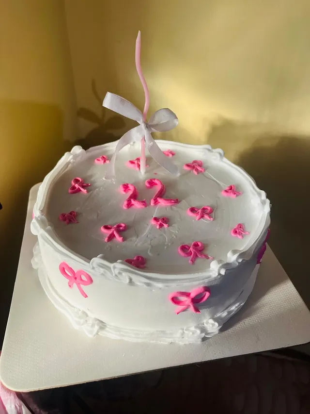 Cream Bow Cake view 2