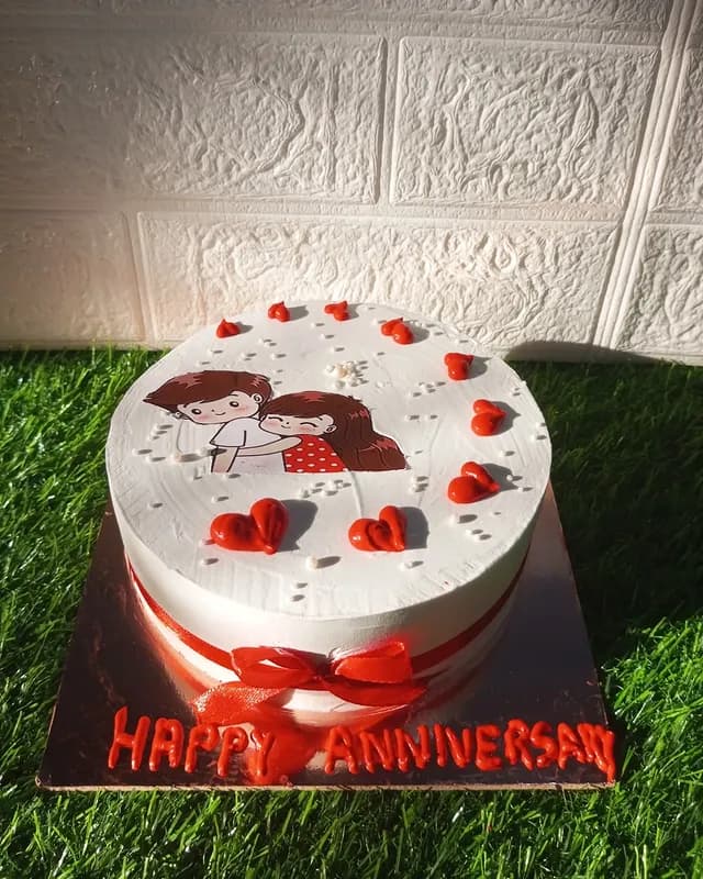 Cream Heart Anniversary Cake view 3