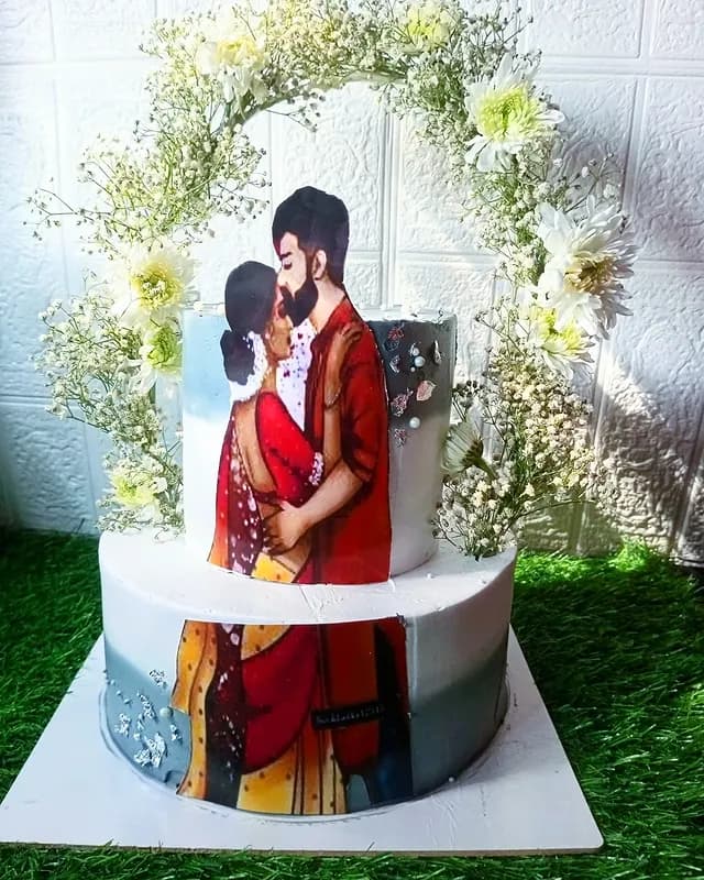 Cream Wedding Cake view 3