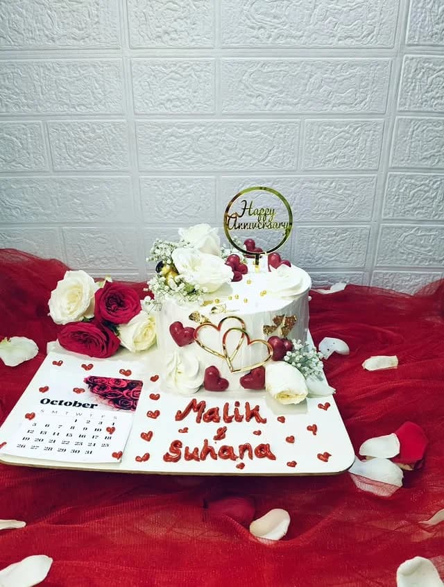 Modern Design Anniversary Cake view 2