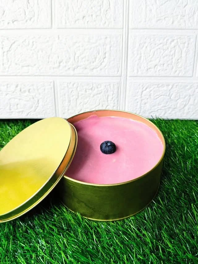 Purple Tin Cake view 2