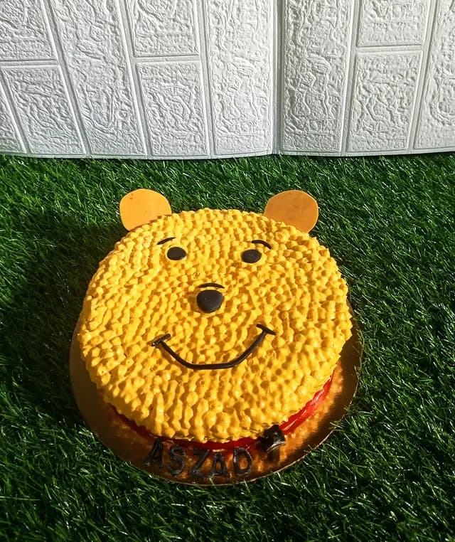 Yellow Teddy Cake view 2